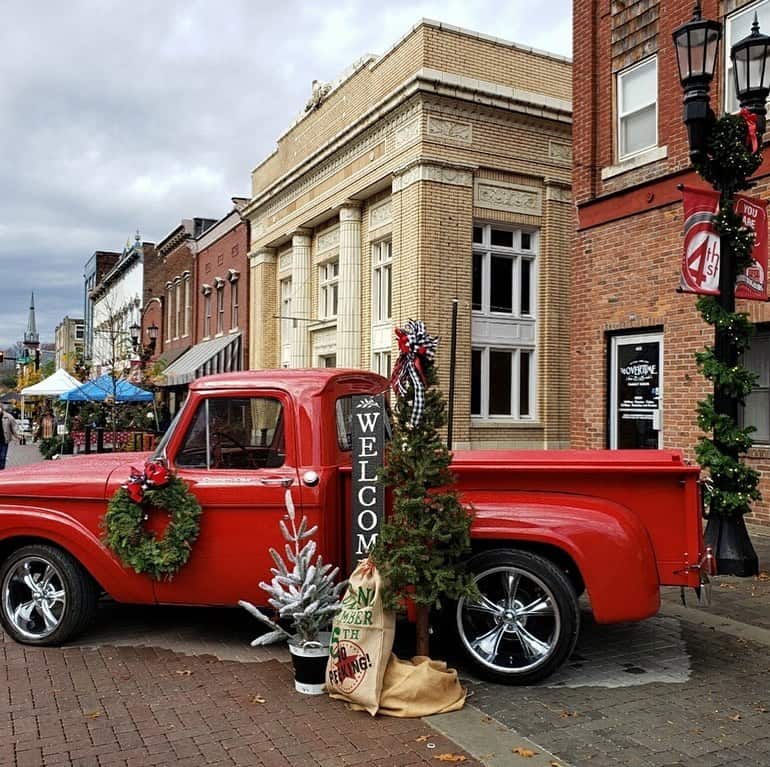 Huntingburg-Christmas-Stroll